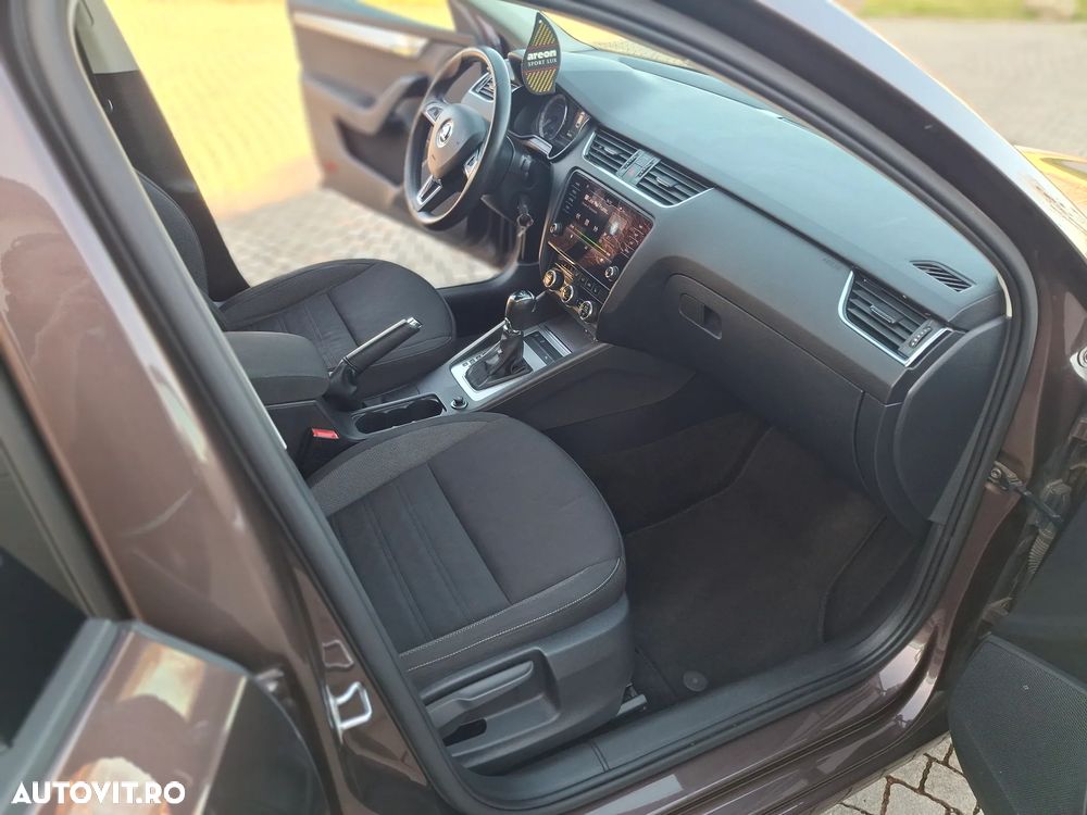 Skoda Octavia 1.6 TDI DSG Ambition - 12
