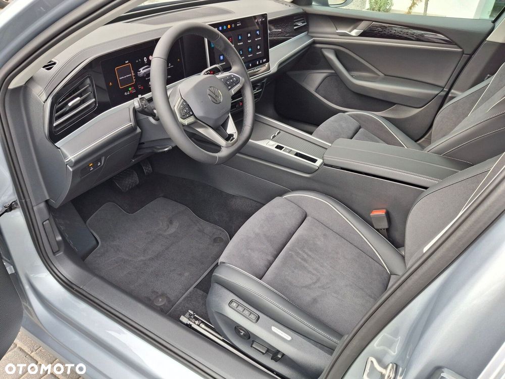Volkswagen Passat Variant - 11