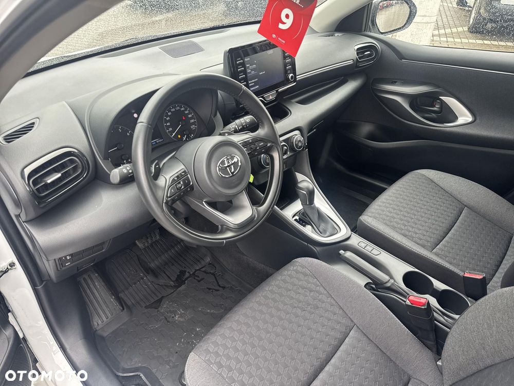 Toyota Yaris 1.5 Comfort CVT - 11
