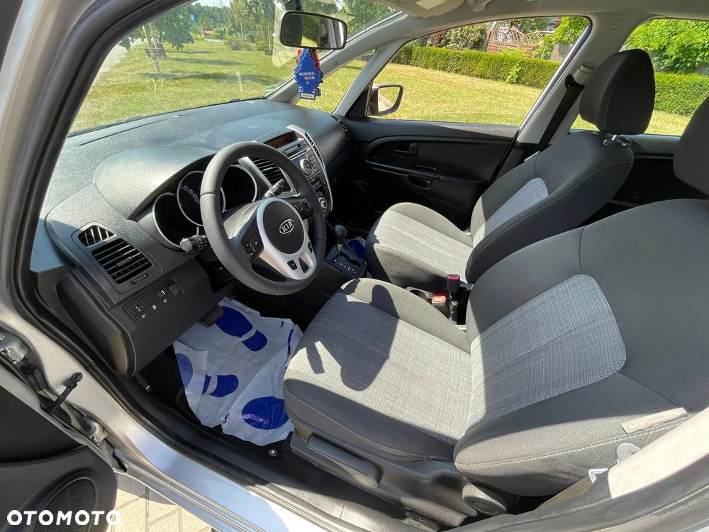 Kia Venga 1.6 CVVT Automatik Dream-Team Edition - 9