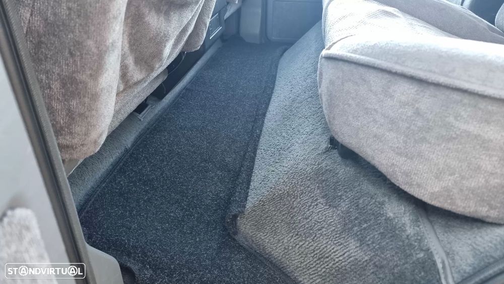 Land Rover Range Rover 2.5 TDi - 35