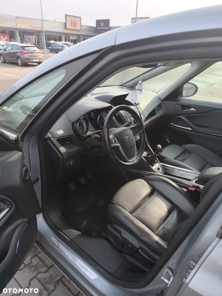 Opel Zafira Tourer 2.0 CDTI Style - 18