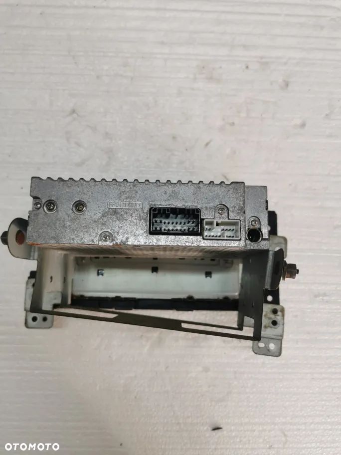 Suzuki Grand Vitara II rok radio mp3 - 2