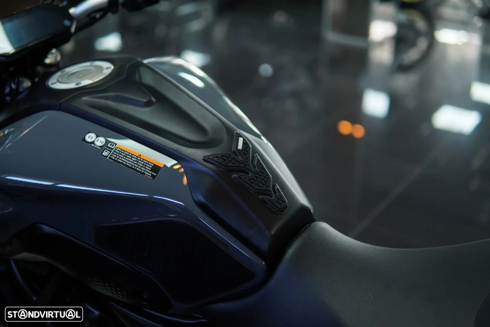 Yamaha MT-07 - 17