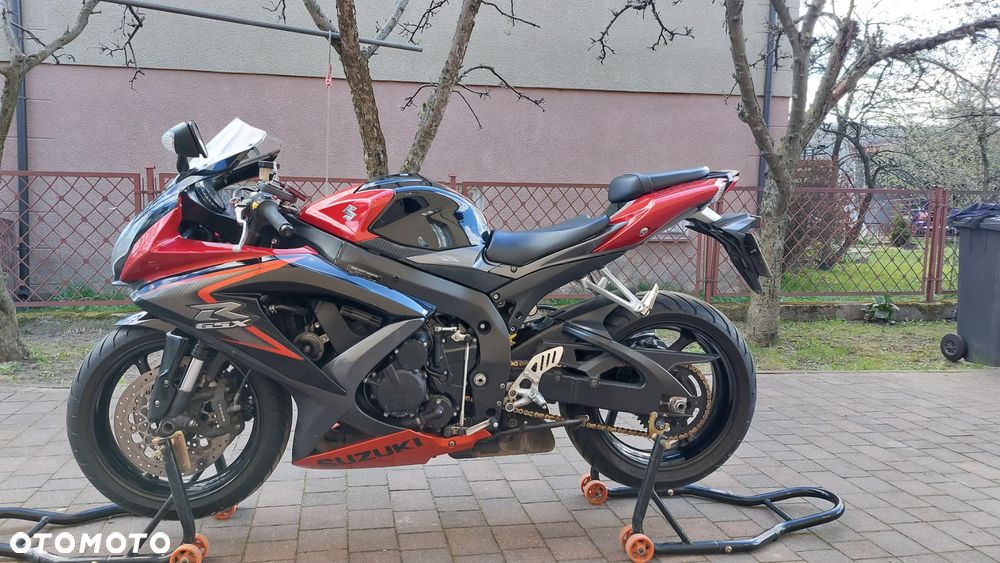 Suzuki GSX-R - 3