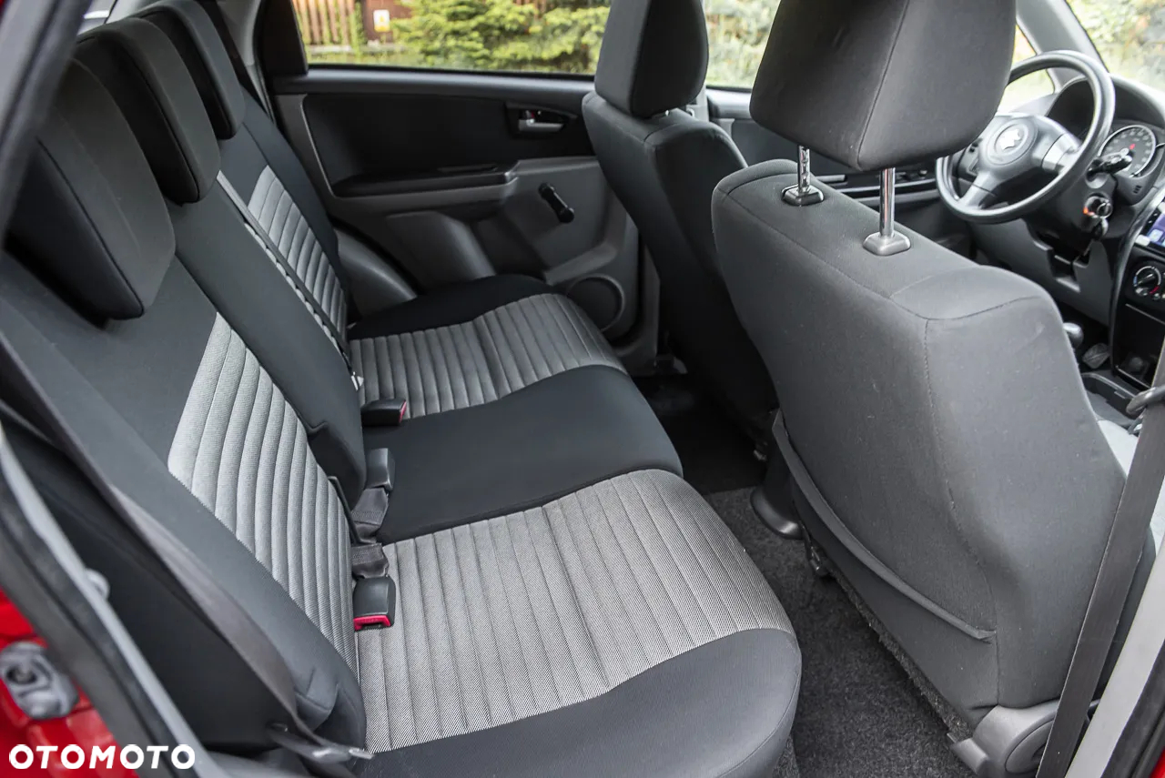 Suzuki SX4 1.5 - 23