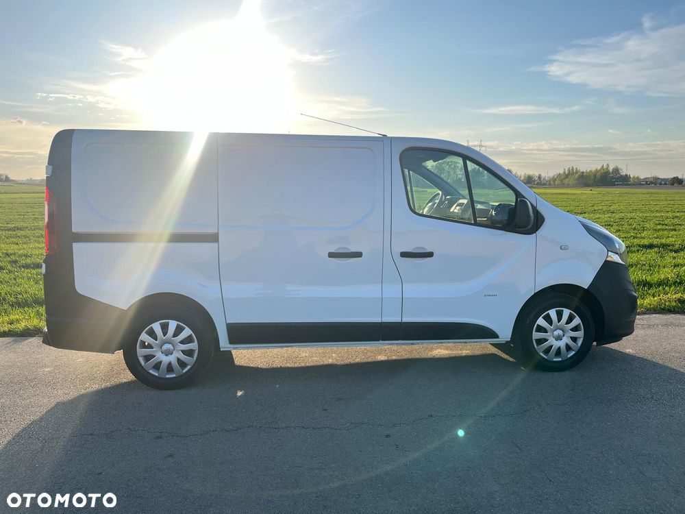 Opel Vivaro - 25