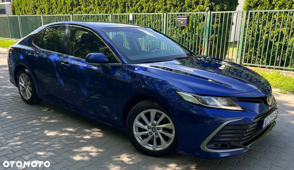Toyota Camry 2.5 Hybrid Comfort CVT - 2