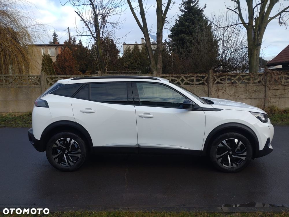 Peugeot 2008 1.5 BlueHDi Allure Pack S&S EAT8 - 4