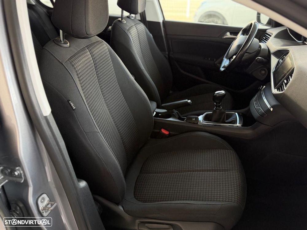 Peugeot 308 1.5 BlueHDi Style - 16