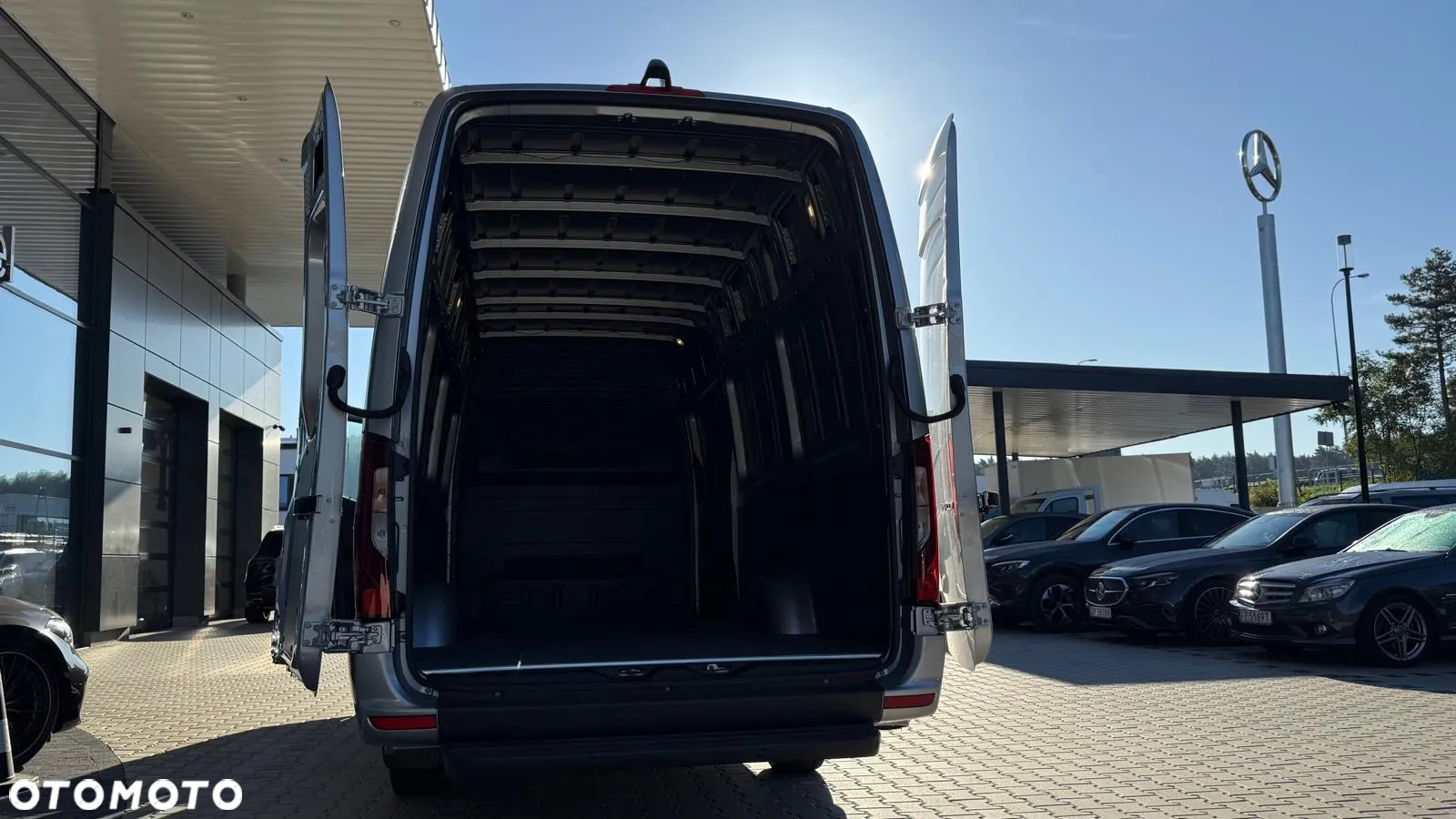 Mercedes-Benz SPRINTER FURGON 319 CDI EKSTRA DŁUGI - 15