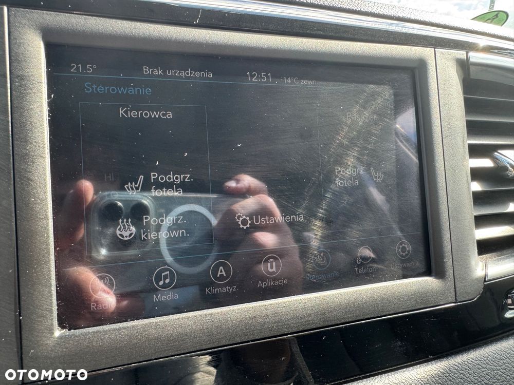 Chrysler Pacifica - 18