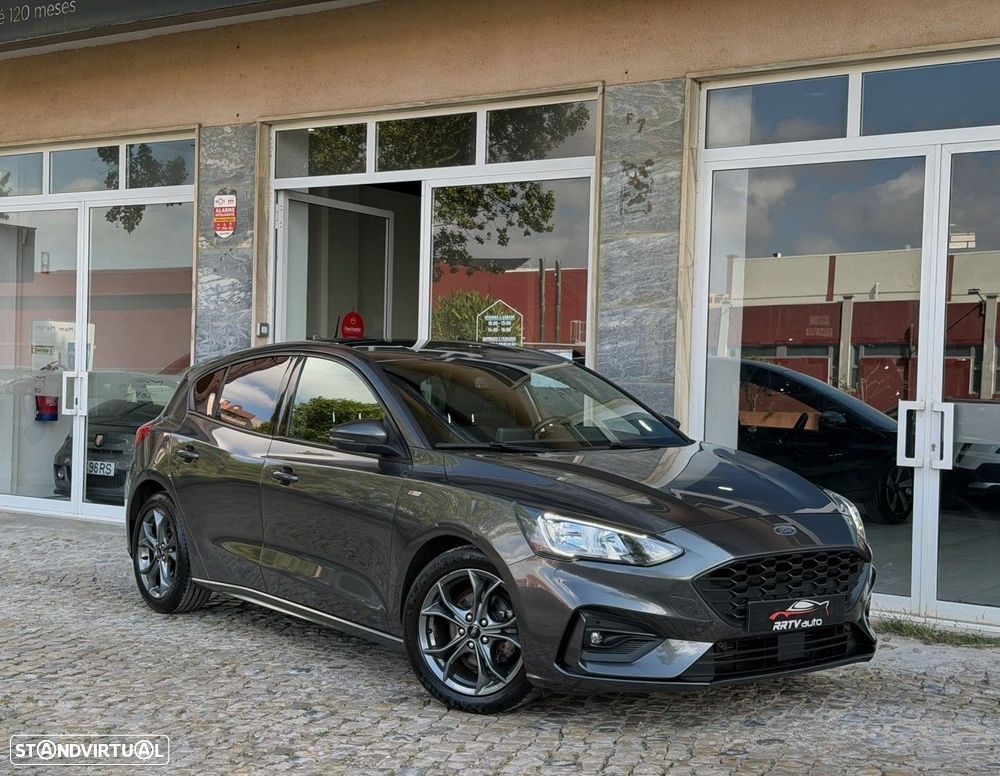 Ford Focus 1.0 EcoBoost ST-Line - 10