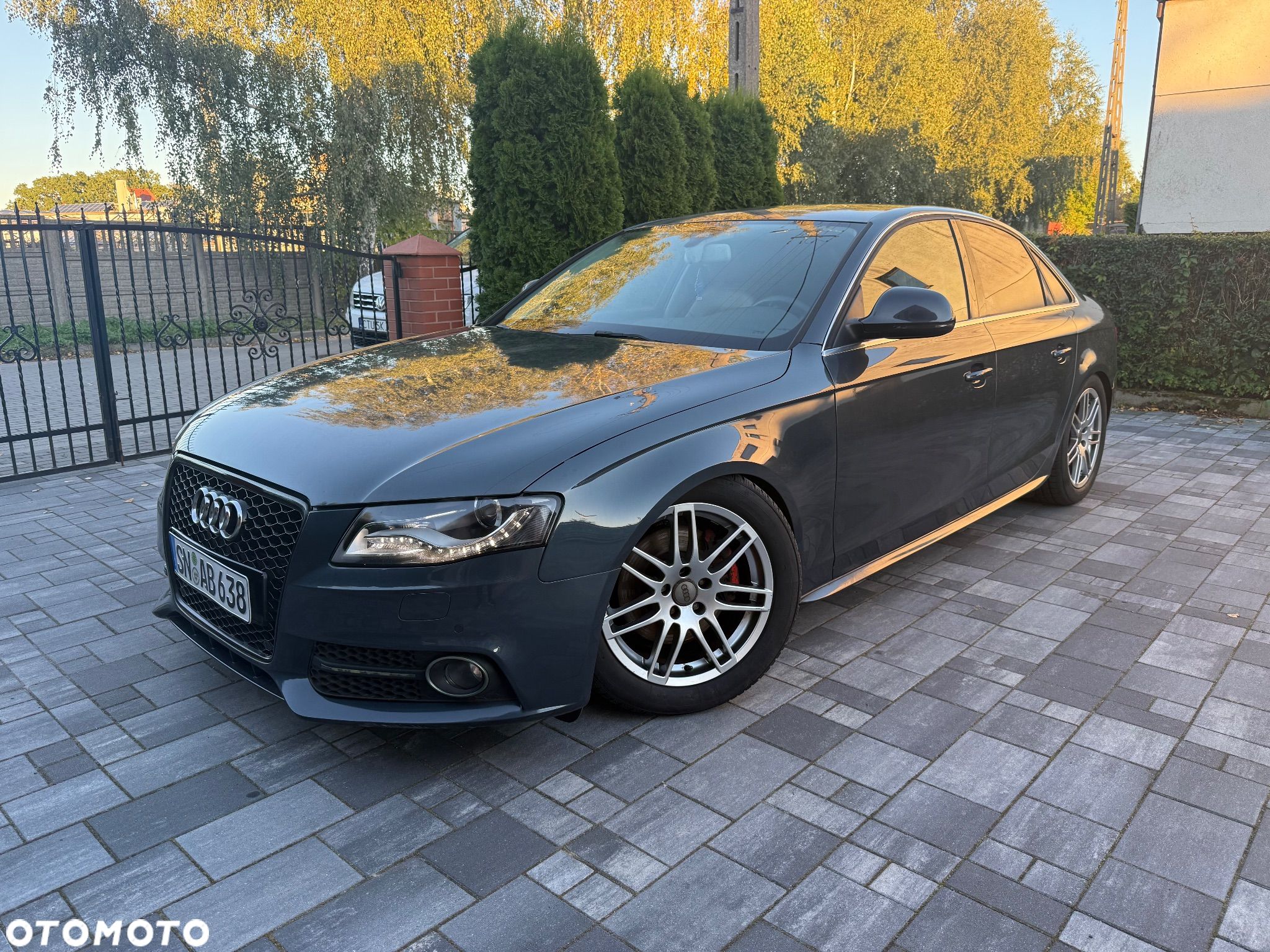 Audi A4 - 1