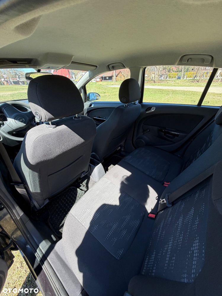 Opel Corsa 1.2 16V Essentia (klm) - 3