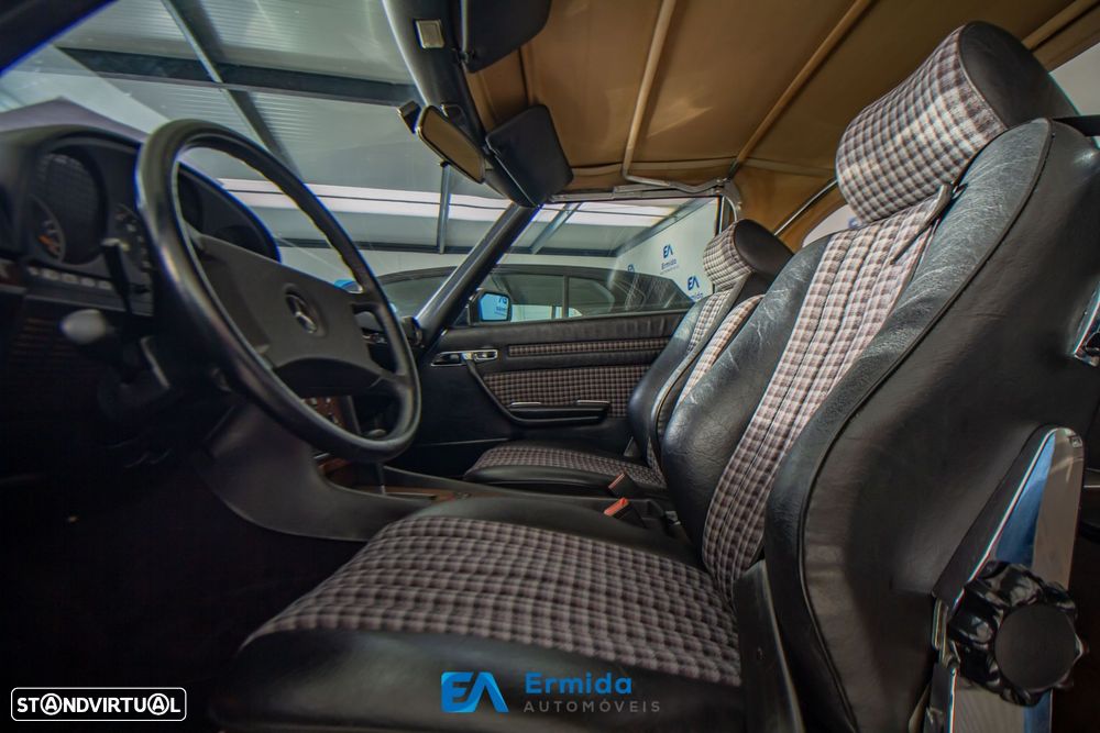 Mercedes-Benz SL 300 - 32