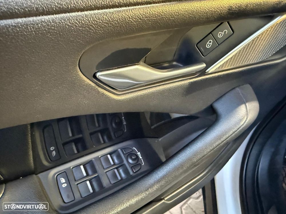 Jaguar I-Pace EV400 AWD R-DYNAMIC HSE - 9