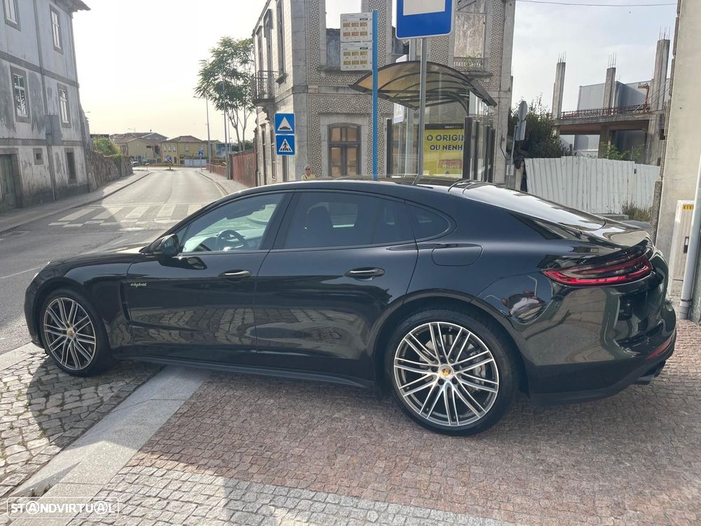 Porsche Panamera 4 E-Hybrid - 9