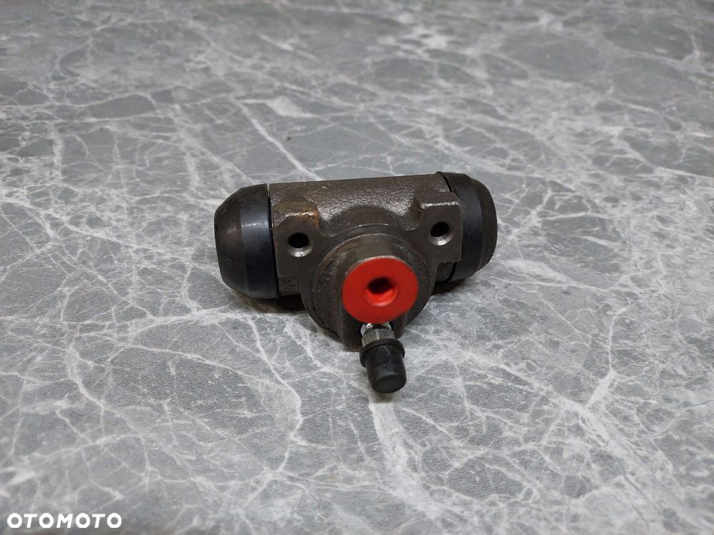 Cylinderek hamulcowy tył L/P  FIAT 500, 500 C, PANDA, PUNTO; FORD KA; LANCIA Y, Y10 0.9-1.7D 09.93- - 1
