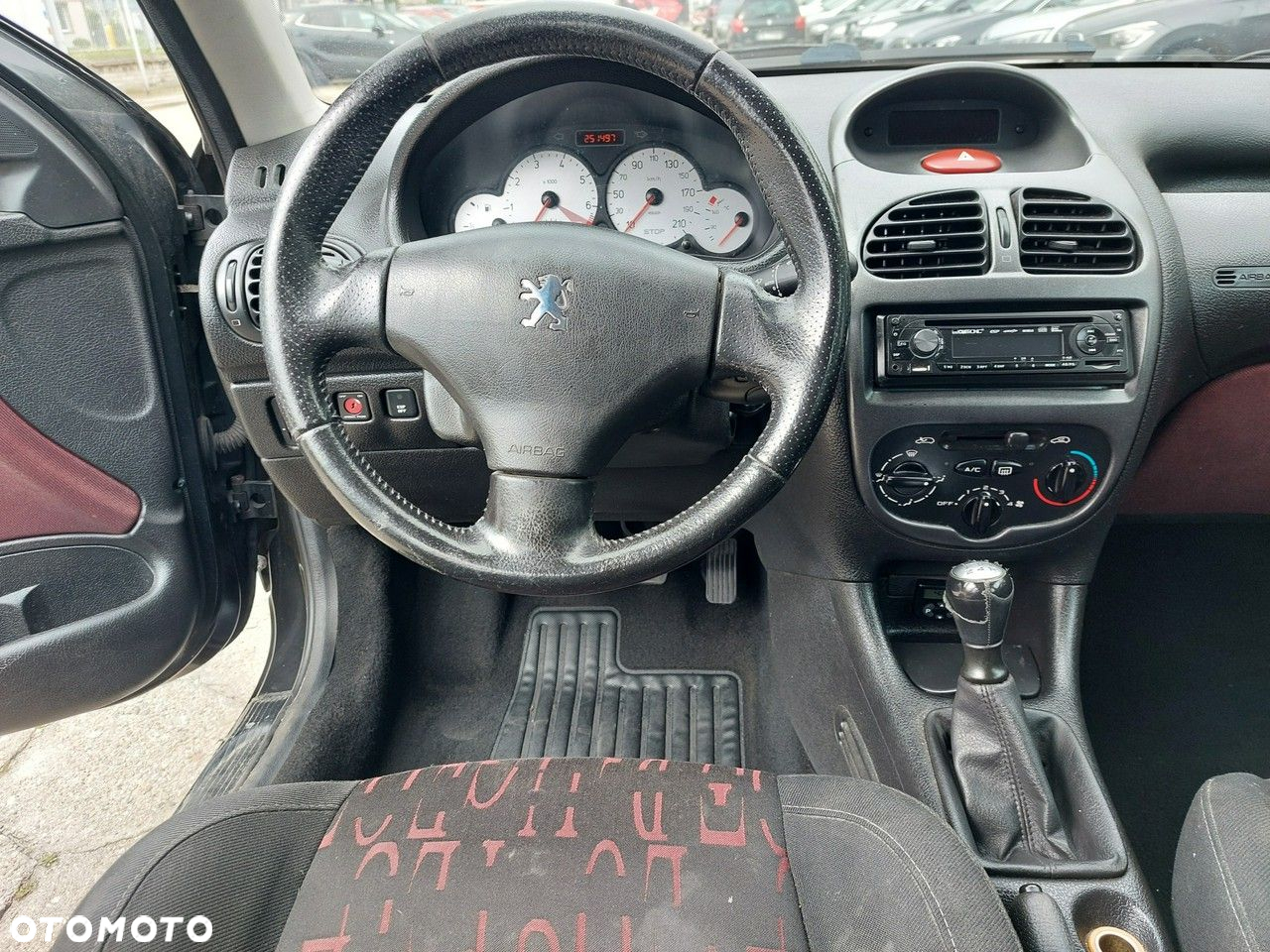 Peugeot 206 - 18