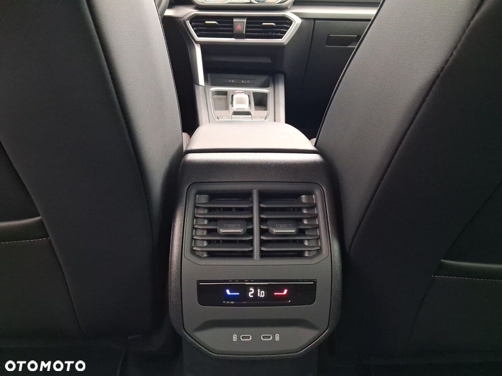 Seat Leon 1.5 eTSI FR DSG - 27