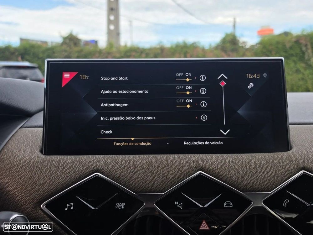 DS DS3 Crossback BlueHDi 100 SO CHIC - 25