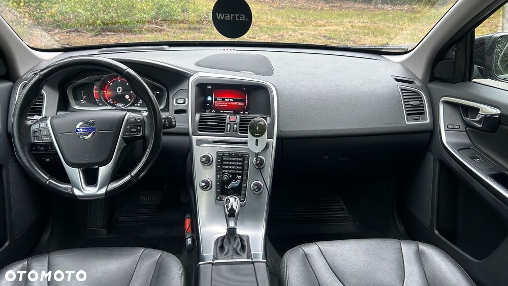 Volvo XC 60 D4 Momentum - 21