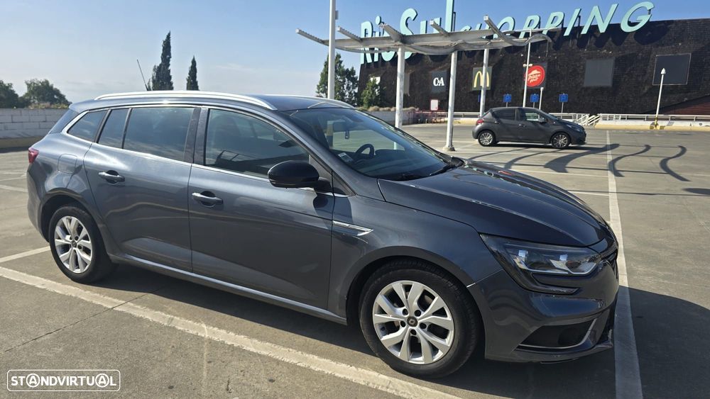 Renault Mégane Sport Tourer 1.5 Blue dCi Limited — fotografia 3