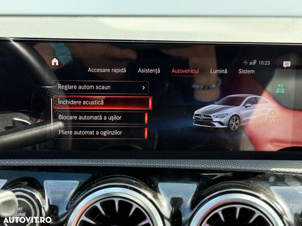 Mercedes-Benz CLA 250 e 8G-DCT AMG Line - 24