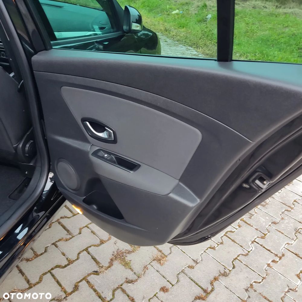 Renault Megane 1.4 16V TCE Bose Edition - 24