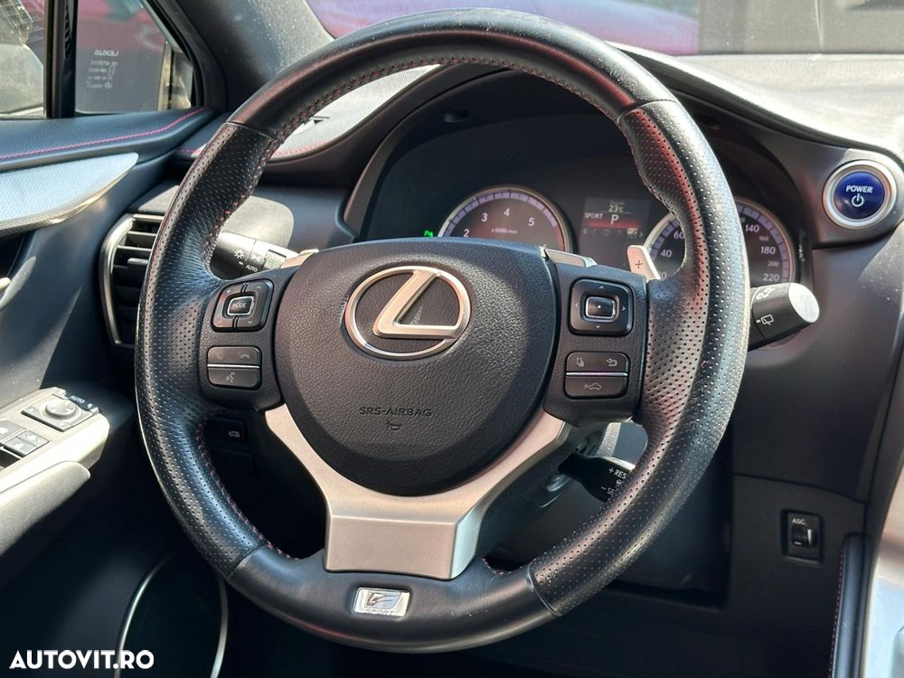 Lexus Seria NX - 9