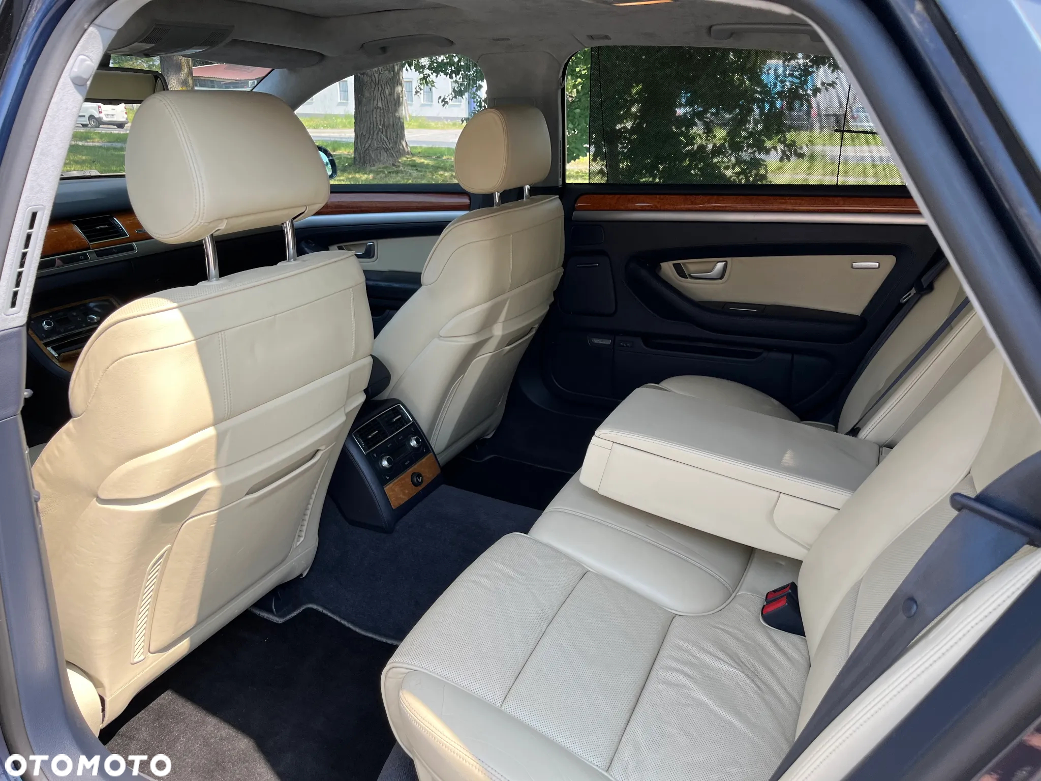 Audi A8 6.0 W12 L Quattro - 8