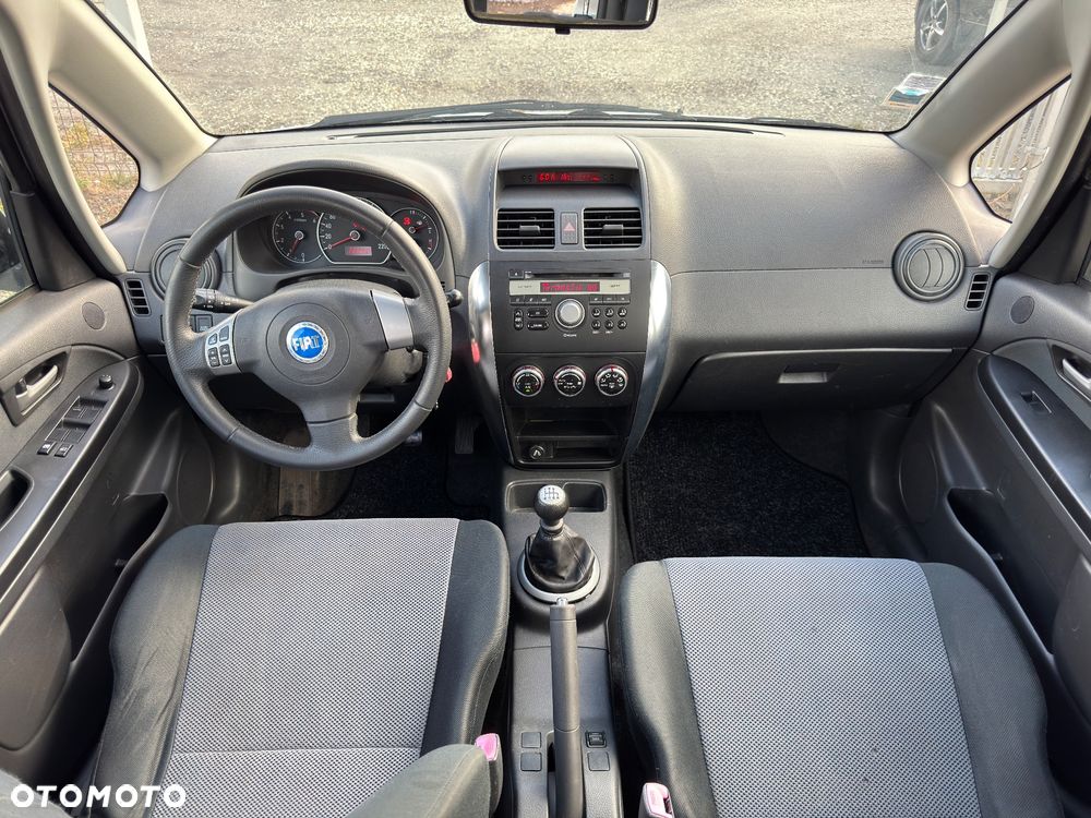 Fiat Sedici 1.9 Multijet DPF 4x4 Emotion - 23
