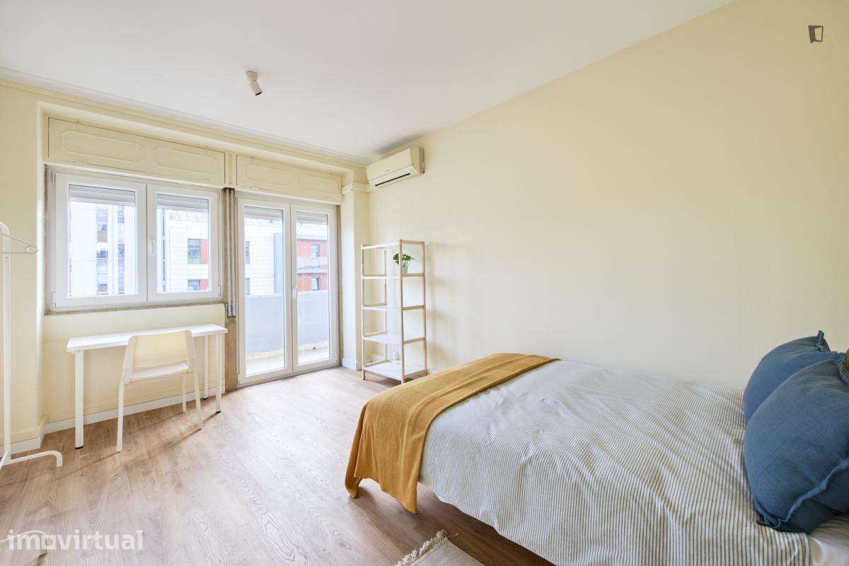 Quarto - localizado em Picoas Lisbon - Grande imagem: 2/16