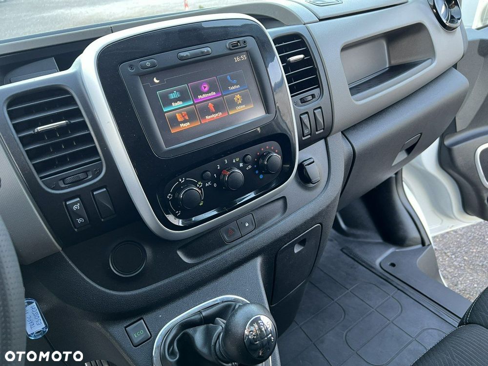 Renault Trafic - 12