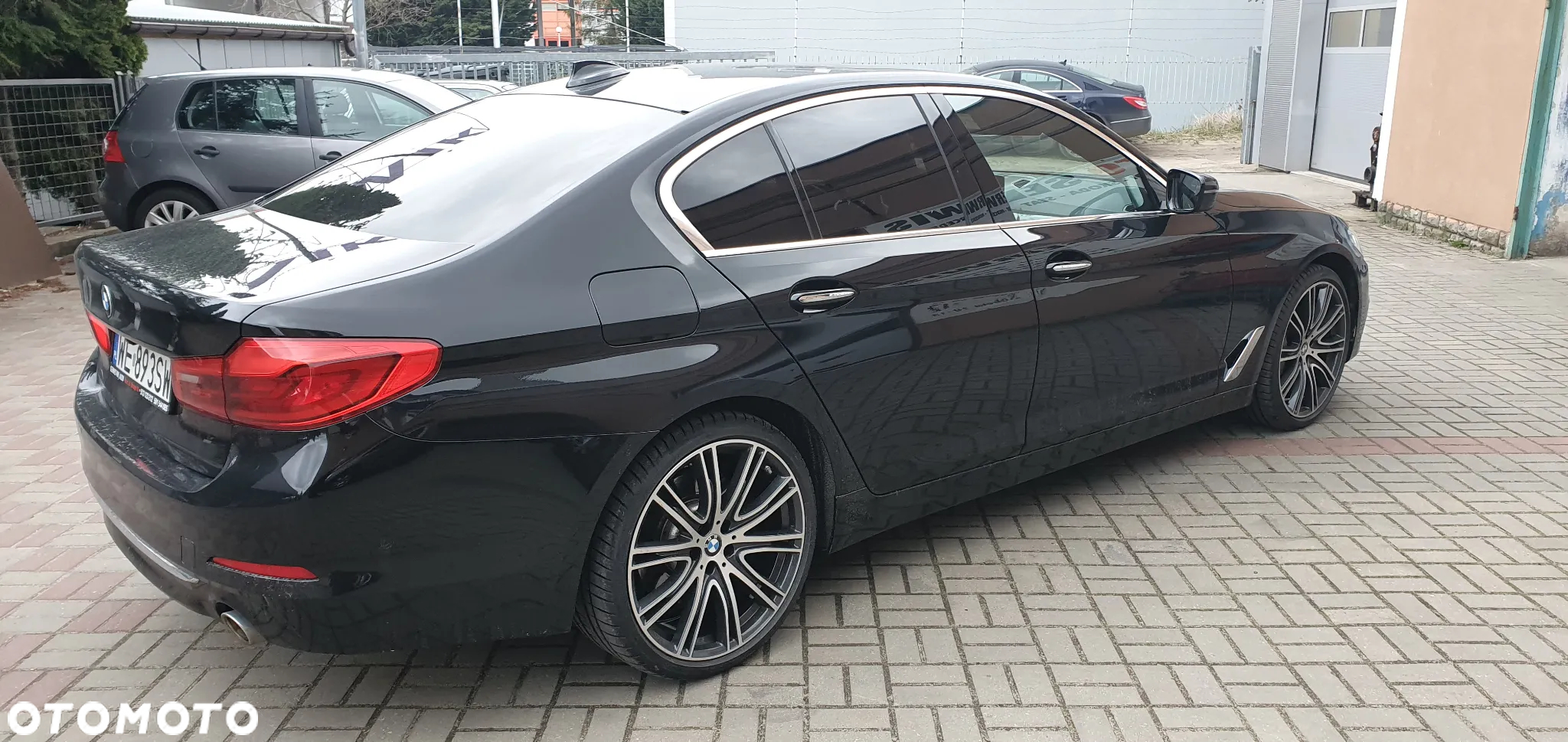 BMW Seria 5 530d xDrive Luxury Line - 4