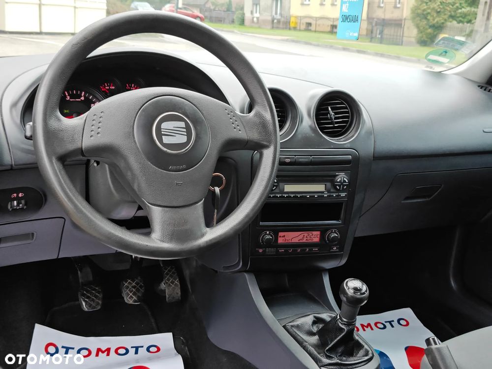 Seat Ibiza 1.4 16V Reference - 6