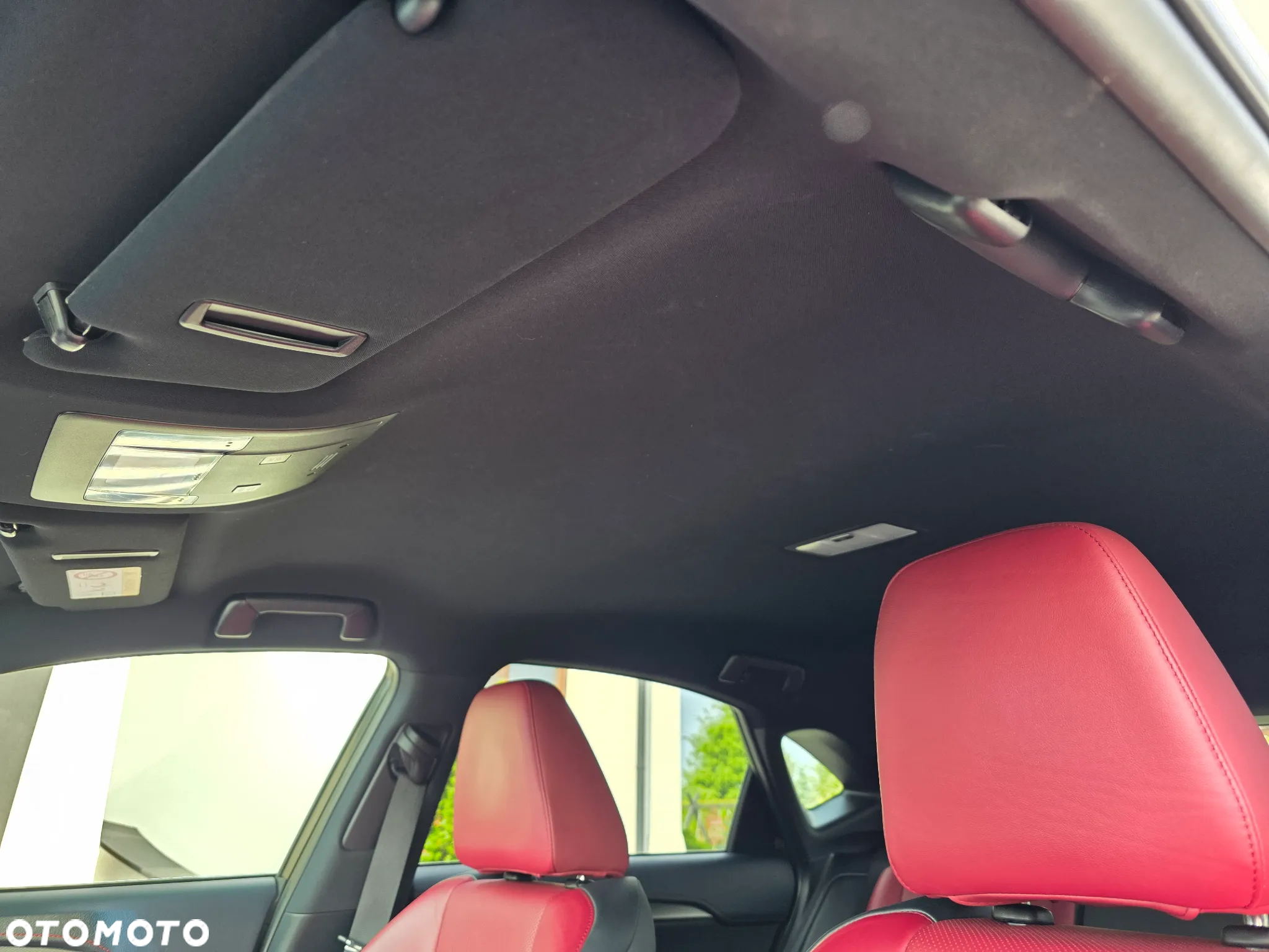 Lexus NX 300h E-FOUR F SPORT - 25