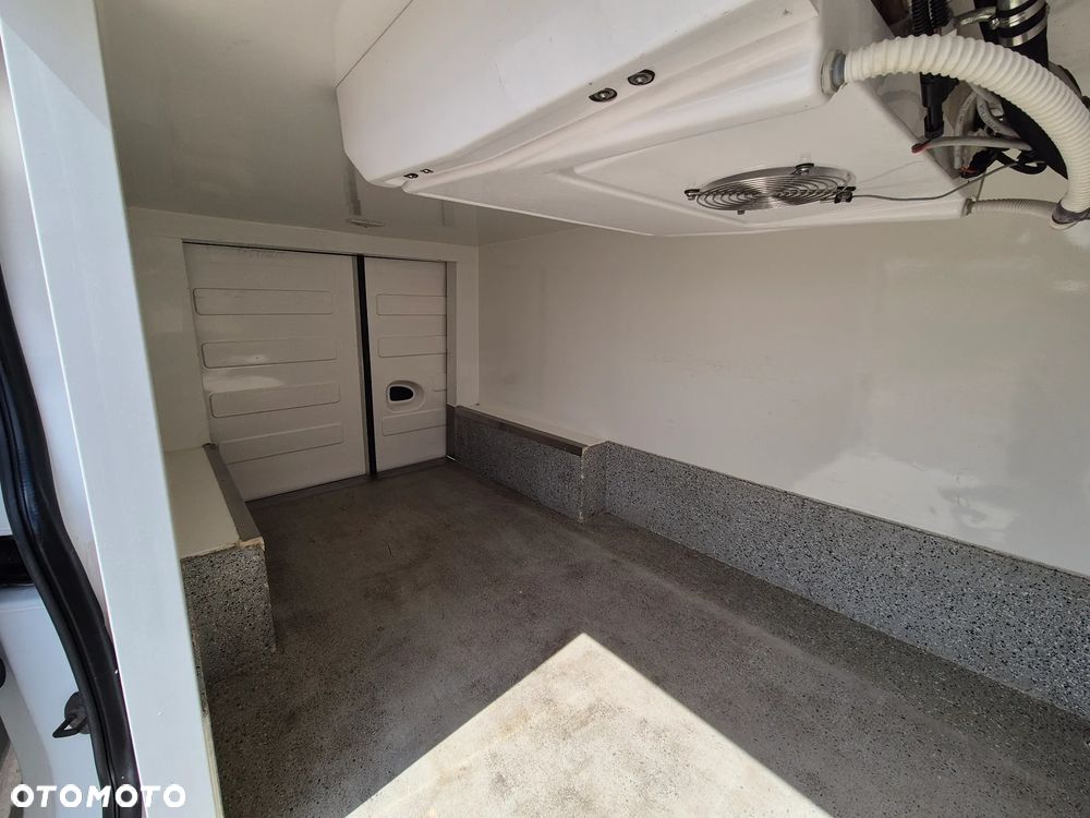 Renault TRAFIC 1.6 DCI 145KM LONG CHŁODNIA MROŹNIA WYJŚCIE STACJONARNE SALON PL - 15