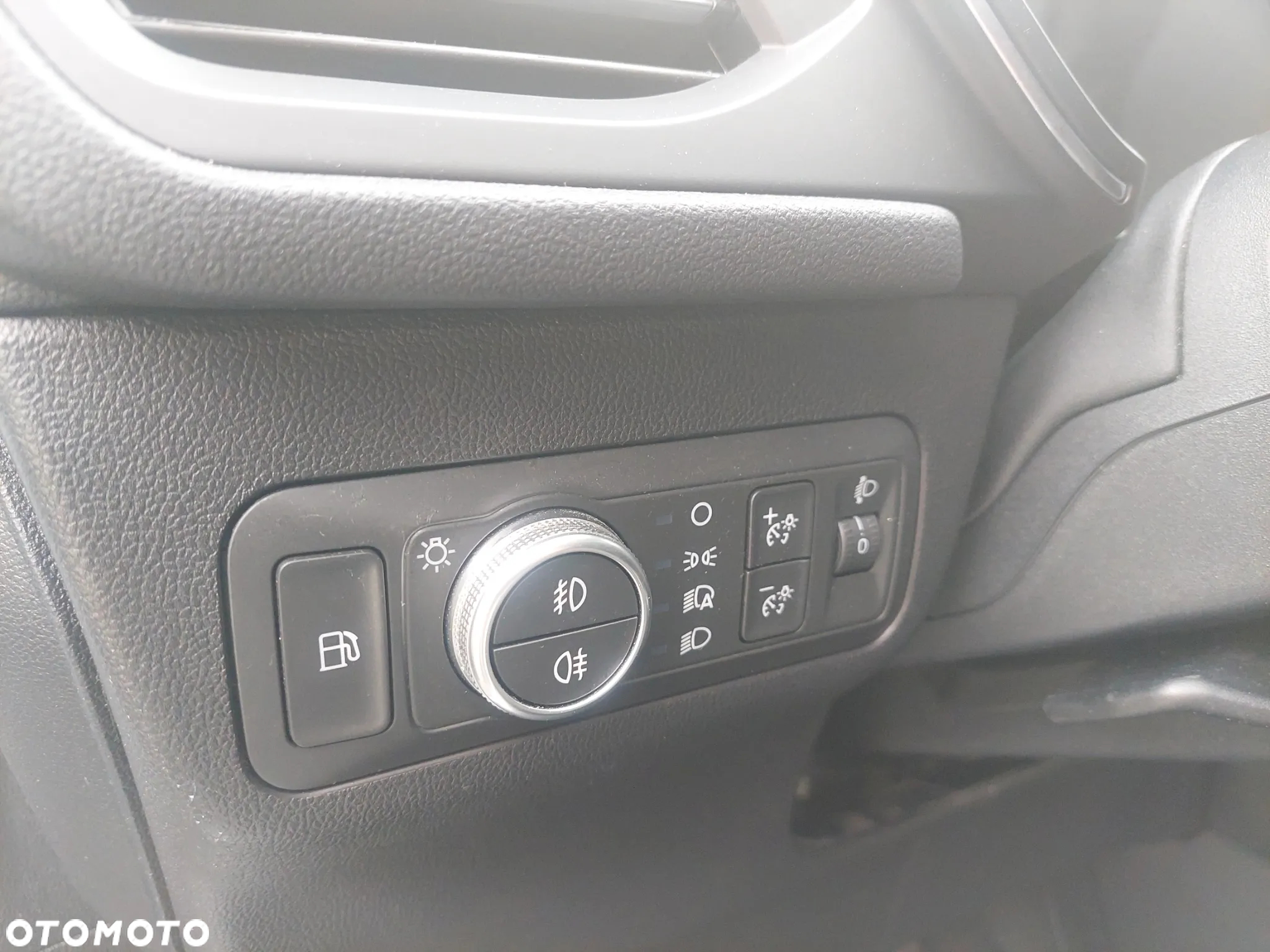 Ford Kuga - 29