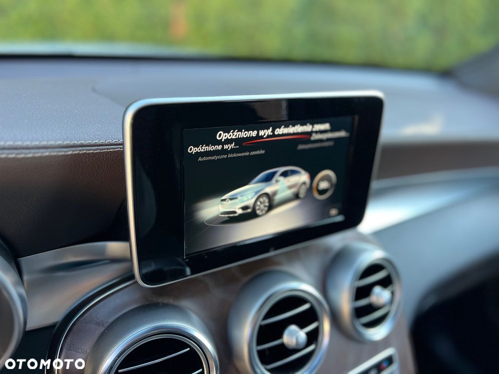 Mercedes-Benz GLC - 31