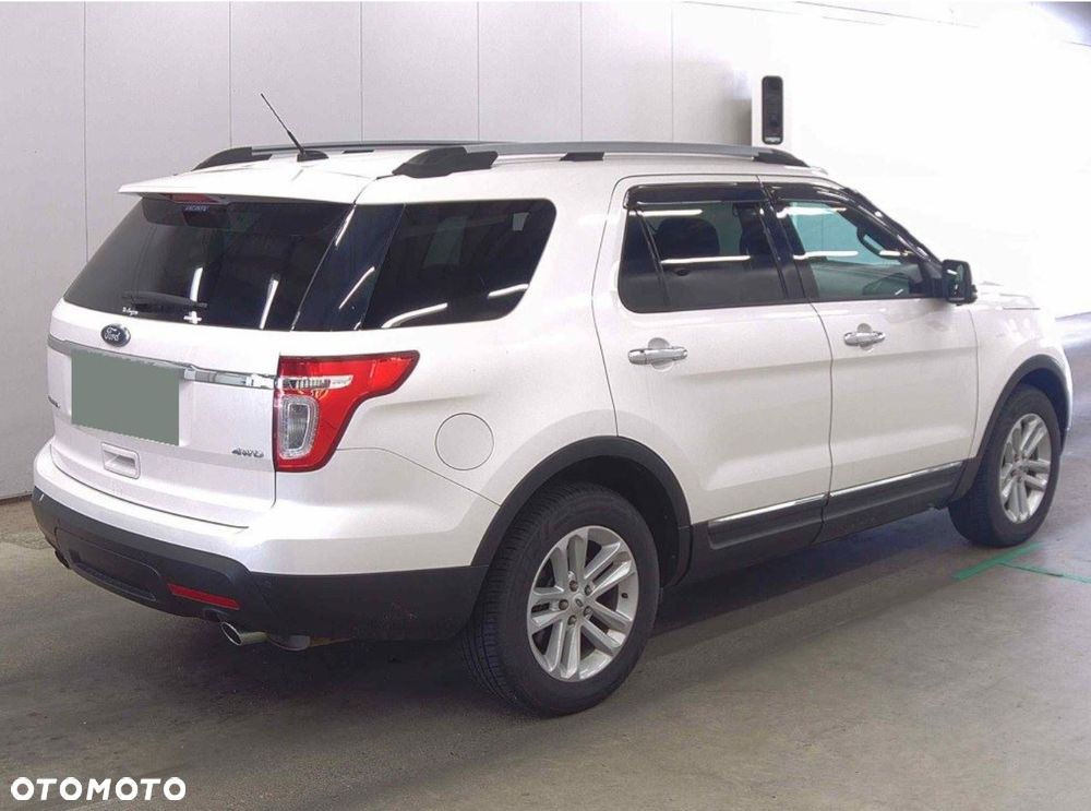 Ford Explorer - 3
