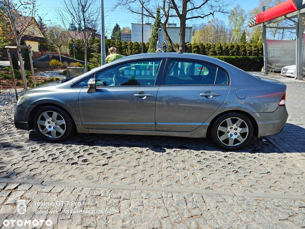 Honda Civic 1.8 Comfort - 3