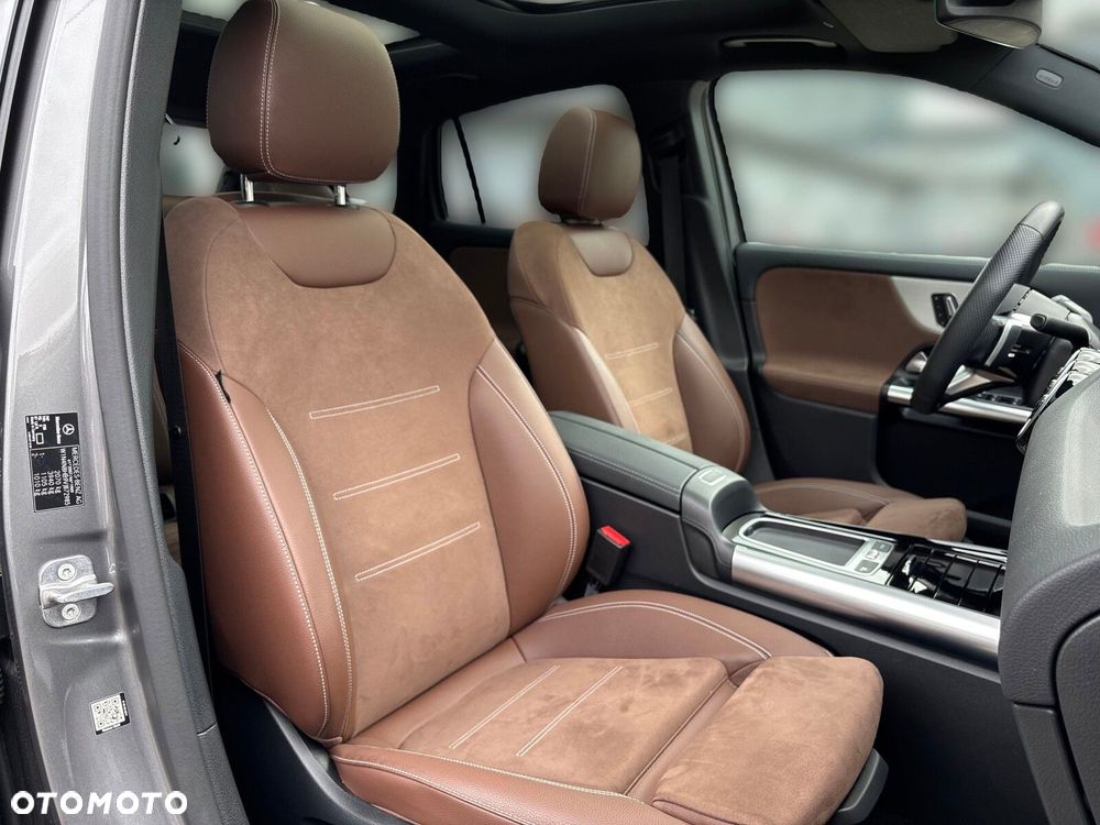 Mercedes-Benz GLA - 19