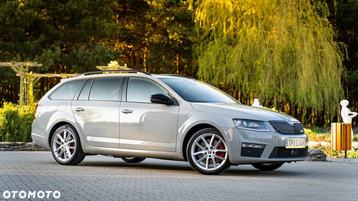 Skoda Octavia 2.0 TDI RS DSG - 1