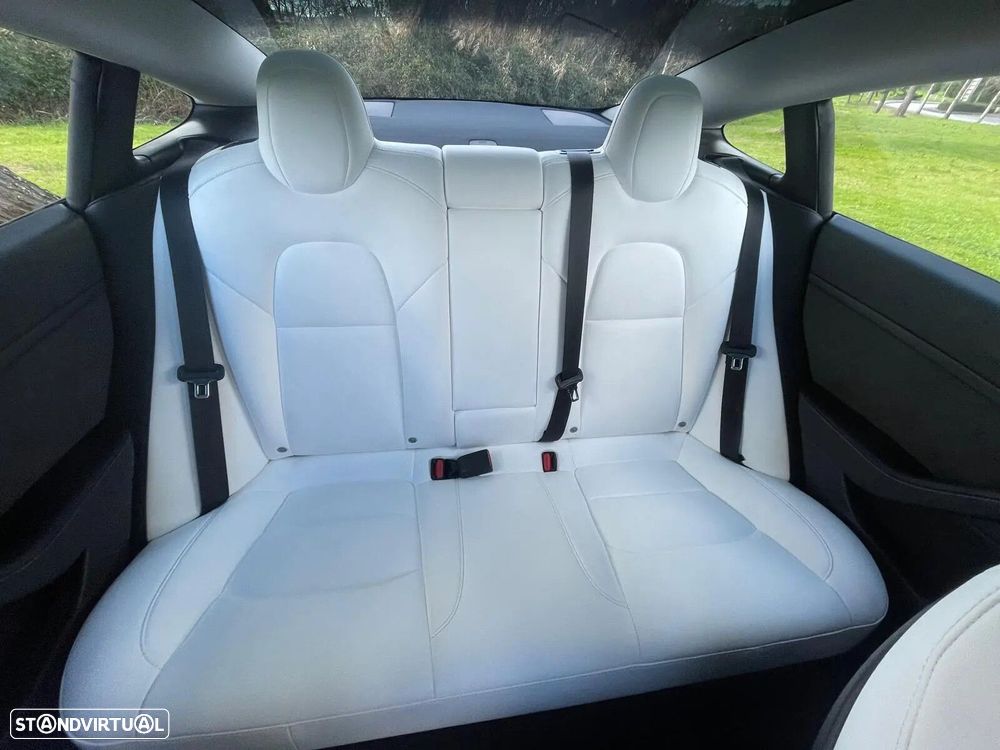 Tesla Model 3 Long Range AWD Dual Motor Performance - 29