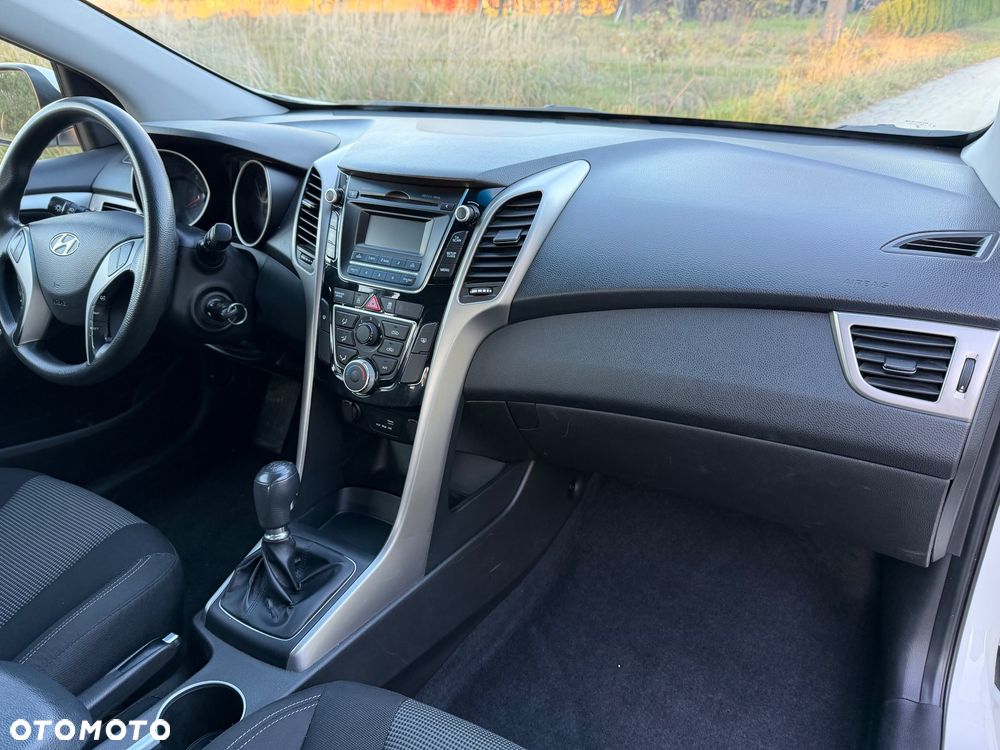 Hyundai i30 - 28