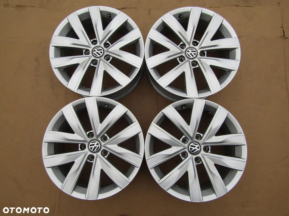 4x FELGI 17 VW Tiguan II Passat B7 B8 B9 Jetta Caddy Golf V VI VII VIII Skoda Kodiaq Karoq Octavia Yeti Superb Seat Tarraco Ateca - 1