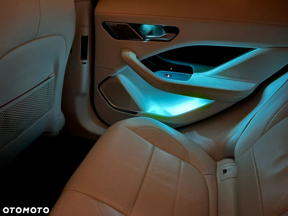 Jaguar I-Pace - 20
