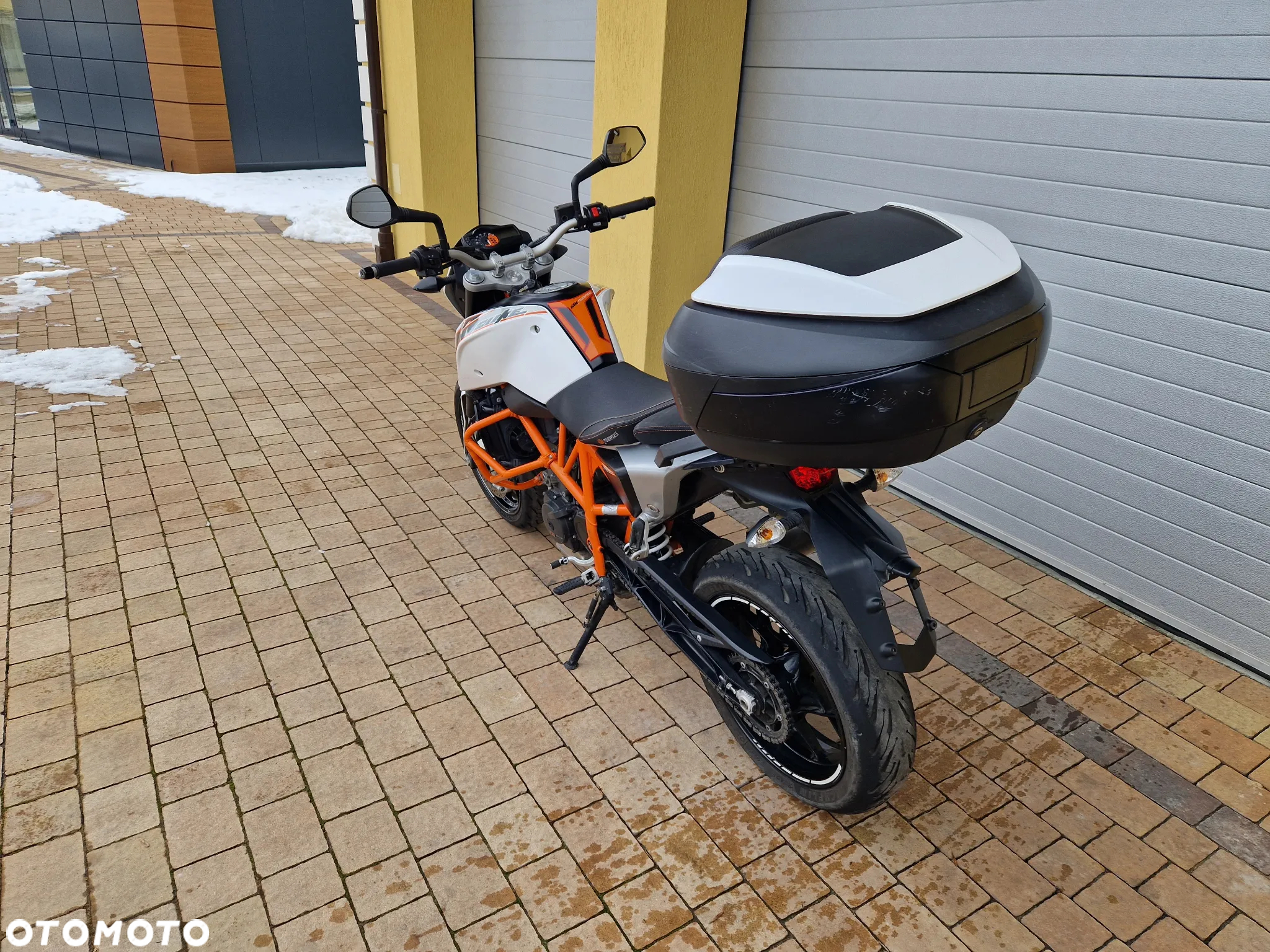 KTM Duke - 18